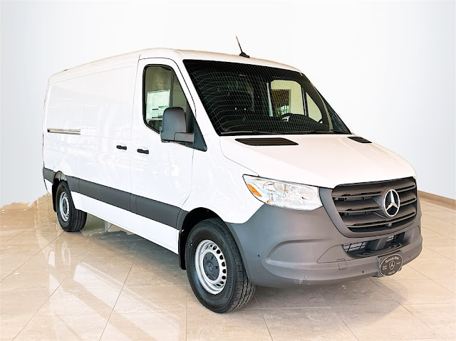 2024 Mercedes-Benz Sprinter 2500 Cargo 144 WB