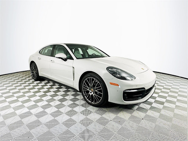 2022 Porsche Panamera Platinum Edition