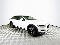 2019 Volvo V90 Cross Country T5