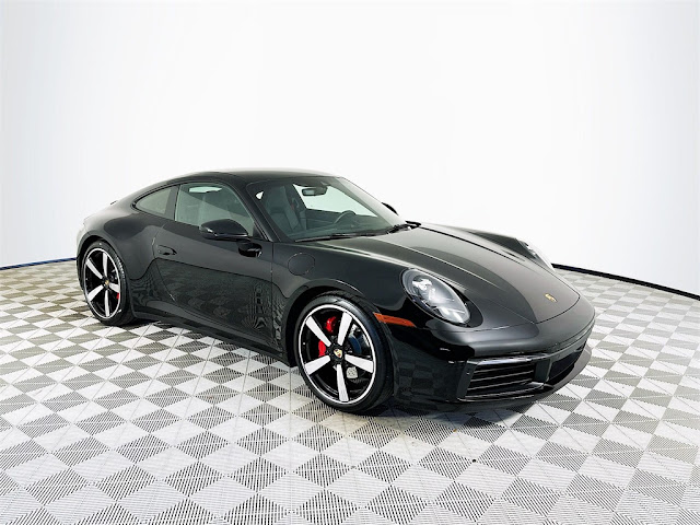 2024 Porsche 911 Carrera