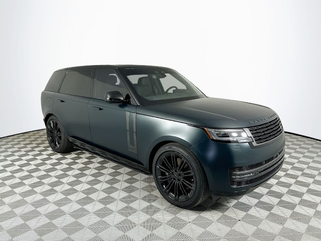 2026 Land Rover Range Rover SE