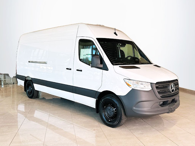 2026 Mercedes-Benz Sprinter 2500 Cargo 170 WB