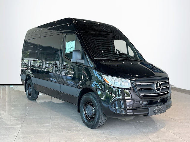 2026 Mercedes-Benz Sprinter 2500 Cargo 144 WB