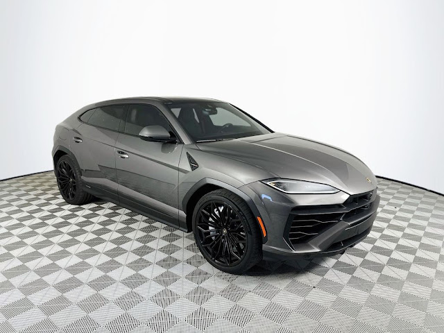 2025 Lamborghini Urus SE