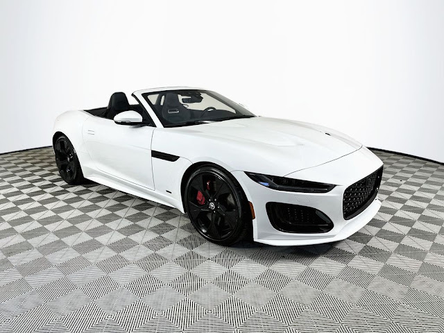2024 Jaguar F-TYPE P450 V8